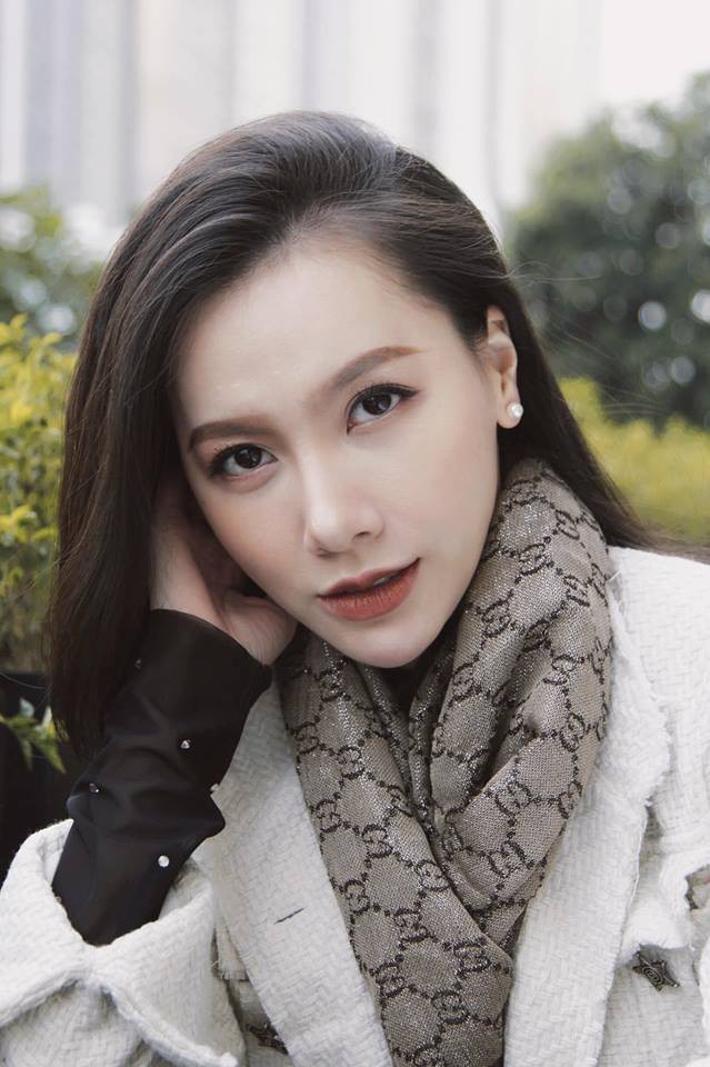 Phủ nhận phẫu thuật thẩm mỹ nhưng gương mặt MC Minh Hà ngày càng khác lạ-4