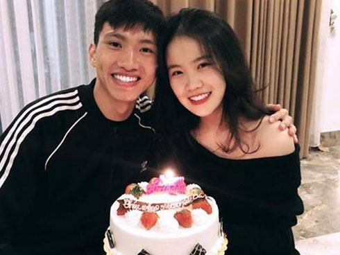 Phát cuồng vì sự ngây thơ hồn nhiên vô đối của Đoàn Văn Hậu-2