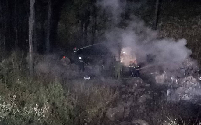 Xe bồn lao xuống vực, nổ lớn rồi bùng cháy sau va chạm trên đèo Hải Vân, tài xế tử vong-1