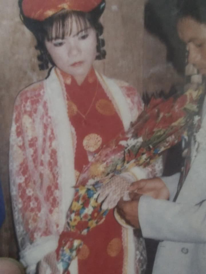 Đám cưới không nụ cười của người phụ nữ cách đây 22 năm và chuyện kể từ cậu con trai-9