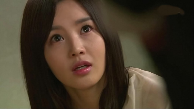 Chồng cũ đòi nối lại tình xưa và phản ứng của người vợ khiến anh ta xanh mặt câm nín ra về-1