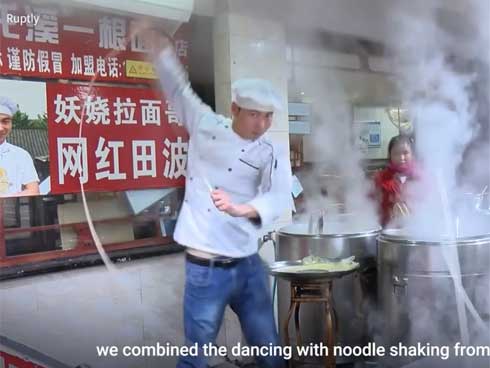 Quế Ngọc Hải tiết lộ ban cán sự mới của đội tuyển Việt Nam, Xuân Trường tiếp tục được tin tưởng-1