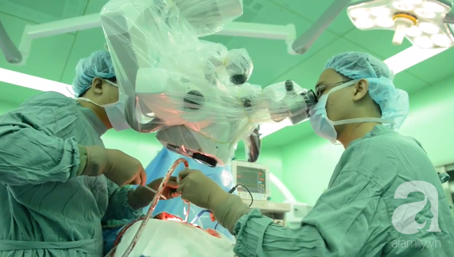 Cảnh báo: Ai hay ăn gỏi và rau sống, coi chừng bị ký sinh tấn công não nguy kịch như người đàn ông này-5