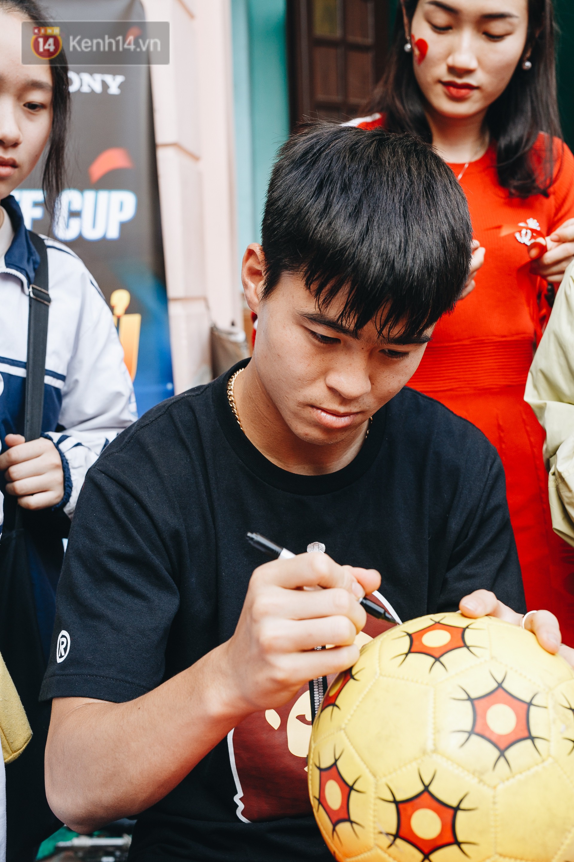 Đỗ Duy Mạnh: Chuyện cậu bé nhặt bóng 10 năm trước và người hùng sau vô địch AFF Cup 2018-3