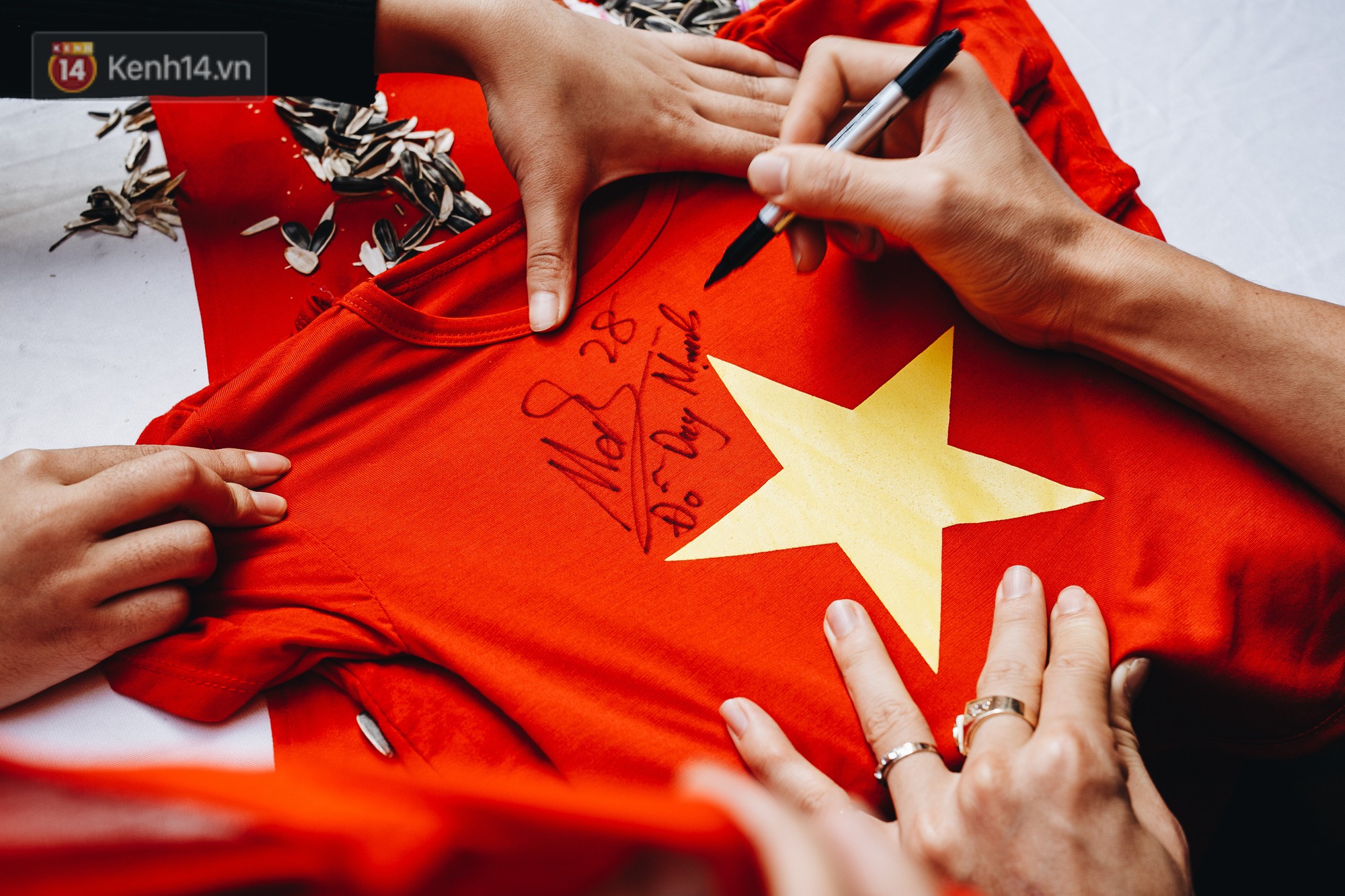 Đỗ Duy Mạnh: Chuyện cậu bé nhặt bóng 10 năm trước và người hùng sau vô địch AFF Cup 2018-15