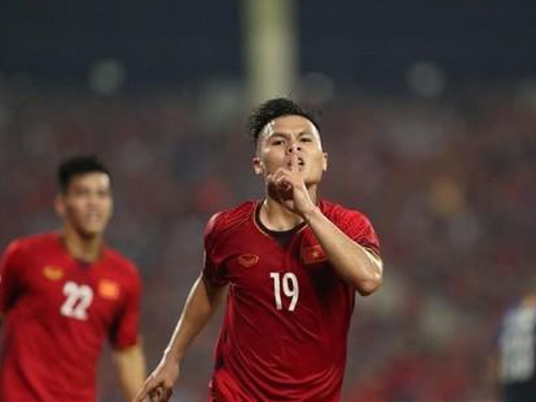 Quang Hải - này hạt đậu nhỏ, khi nào cậu sẽ vươn tới bầu trời xanh?-11