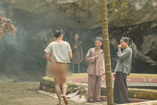 Trấn Thành không mặc quần chạy lông nhông trên phim trường-4