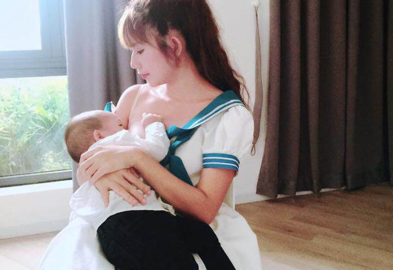 12 mỹ nhân vòng 1 ngoại cỡ vén áo cho con bú đẹp đến nghẹt thở-18