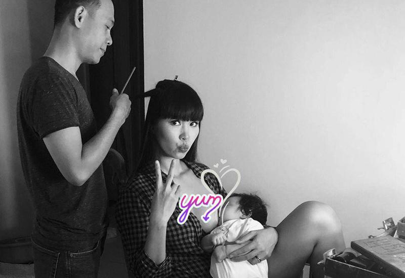 12 mỹ nhân vòng 1 ngoại cỡ vén áo cho con bú đẹp đến nghẹt thở-21