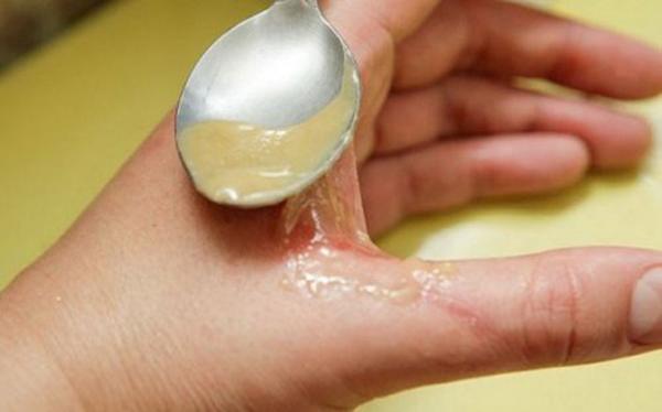 Chỉ cần dùng vitamin E theo cách này, bạn sẽ tiết kiệm được cả núi tiền từ mua mỹ phẩm-6