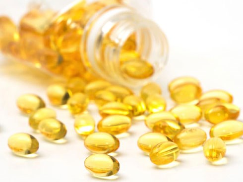 Chỉ cần dùng vitamin E theo cách này, bạn sẽ tiết kiệm được cả núi tiền từ mua mỹ phẩm