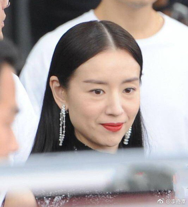 Top khoảnh khắc kém sắc gây sốc của dàn đại mỹ nhân năm 2018: Park Min Young phải chào thua mỹ nhân này?-13