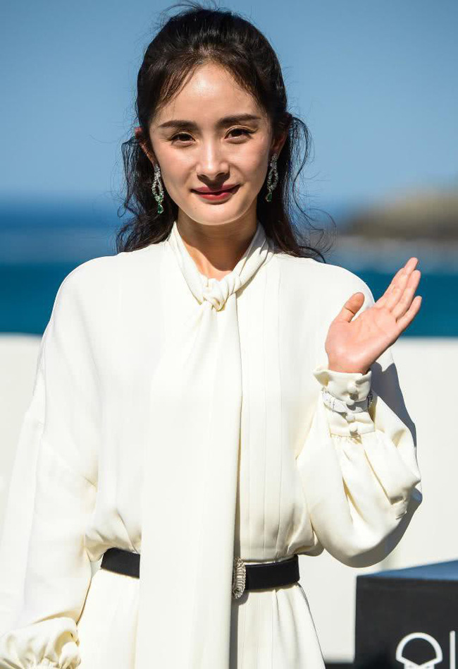 Top khoảnh khắc kém sắc gây sốc của dàn đại mỹ nhân năm 2018: Park Min Young phải chào thua mỹ nhân này?-15