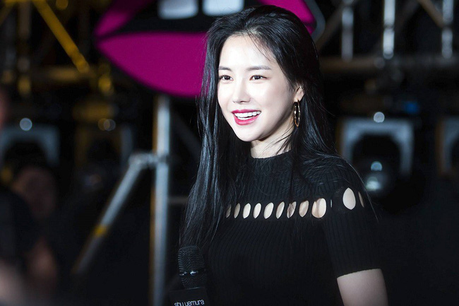 Top khoảnh khắc kém sắc gây sốc của dàn đại mỹ nhân năm 2018: Park Min Young phải chào thua mỹ nhân này?-3