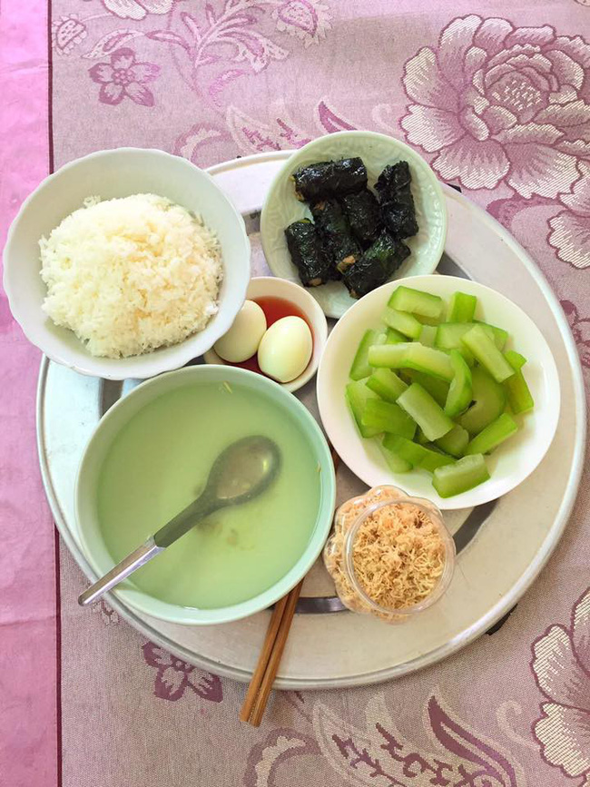Nghi ngờ cơm cữ mẹ chồng nấu gây mất sữa, nàng dâu hỏi ý kiến chị em nhưng lại bị nói thế này-1