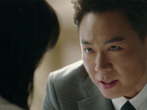 Kì lạ cặp vợ chồng giống nhau như tạc, đằng sau còn là câu chuyện em gái mưa - anh trai bão nhọ nhất 2018-6