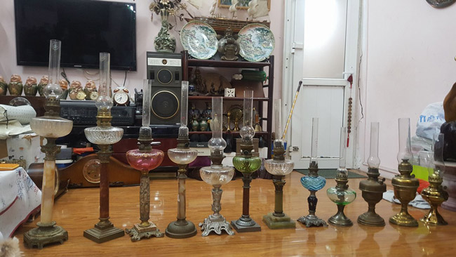 Thế giới đèn dầu cổ giá vài chục triệu được dân chơi ráo riết săn lùng-1