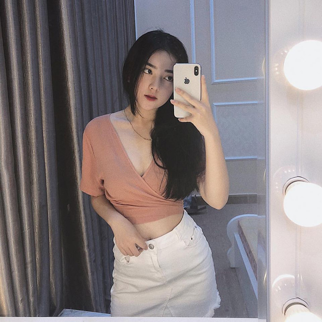 Hội bạn gái tin đồn cứ lộ diện là gây sốt của tuyển Việt Nam-15