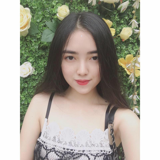 Hội bạn gái tin đồn cứ lộ diện là gây sốt của tuyển Việt Nam-19