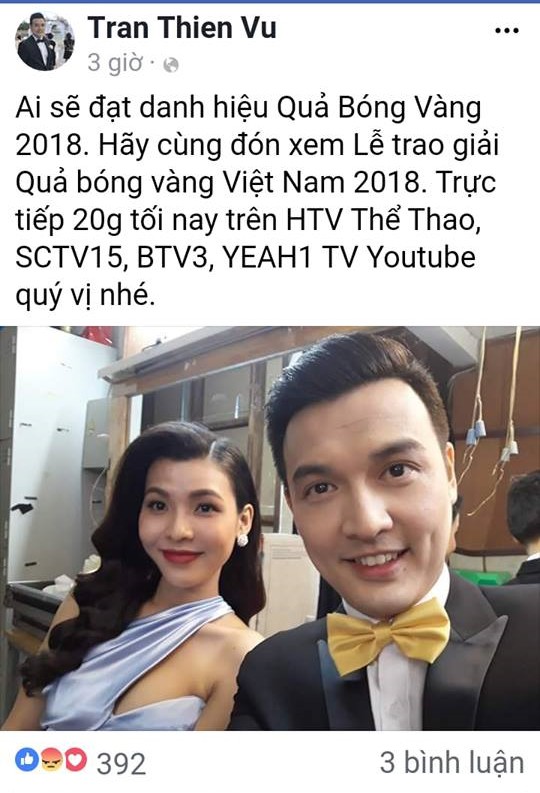 Dân mạng khủng bố tường nhà nữ MC kém duyên dẫn Quả bóng vàng 2018, hóa ra là bạn gái cũ của Mr. Cần Trô-4