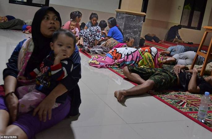 Số người thương vong trong thảm họa sóng thần núi lửa Indonesia tăng vọt-3