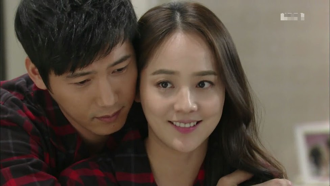 Đi làm từ thiện dịp Giáng sinh, người chồng đau đớn phát hiện ra bí mật giấu kín của vợ hiền-1