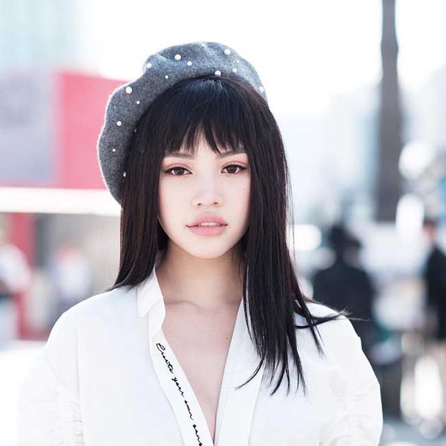 Những hoa hậu, chân dài may mắn sở hữu vũ khí gợi tình chết người này-12