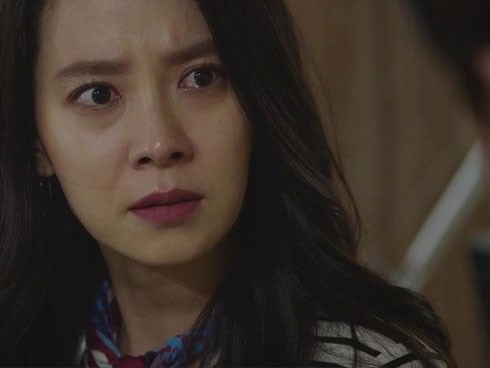 Ly hôn chạy theo nhân tình, nửa năm sau nhận quả báo ê chề nhưng tin nhắn từ chồng cũ mới thật sự đánh gục tôi