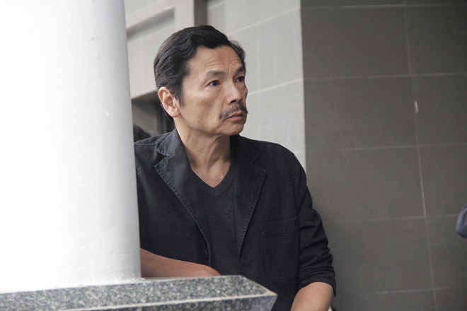 Trực tiếp: Xuân Bắc, NSND Lan Hương, vợ NSND Anh Tú khóc nức nở trong đám tang-36