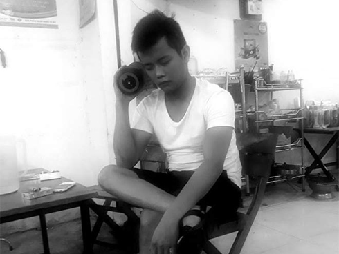 Con bị bắt ngủ với bố, dòng chữ bé gái gửi cô giáo tiết lộ bí mật kinh hoàng-3