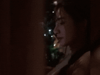 Khách nữ không chịu xuống xe đổi tiền lẻ, tài xế giơ cùi chỏ dọa đánh-1