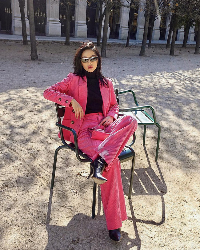 Trong khi Chi Pu loay hoay để mặc đẹp, thì HHen Niê đã thuần hóa ngay được kiểu quần này tại chung kết Miss Universe-8