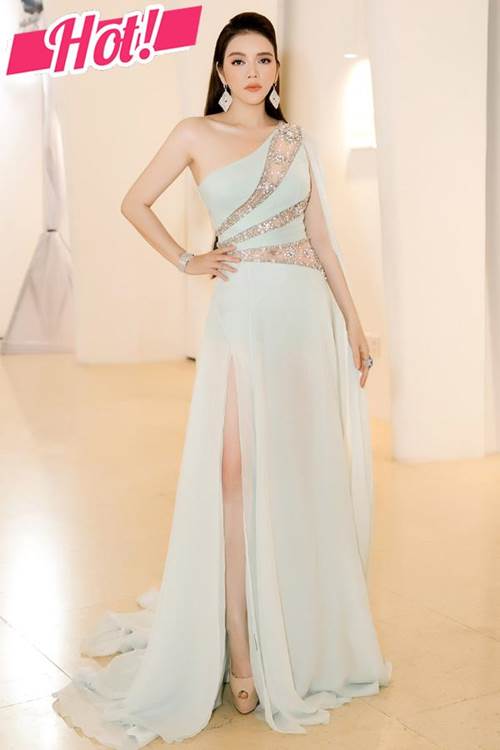 Hồ Ngọc Hà lọt top sao xấu vì nhàm chán, Tiểu Vy, Mỹ Linh đối đầu không khoan nhượng-1