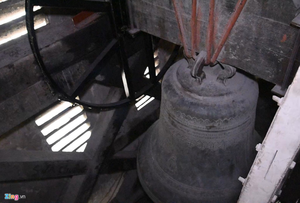 Trải nghiệm đêm Noel của ông lão 22 năm kéo chuông Nhà thờ Lớn Hà Nội-3