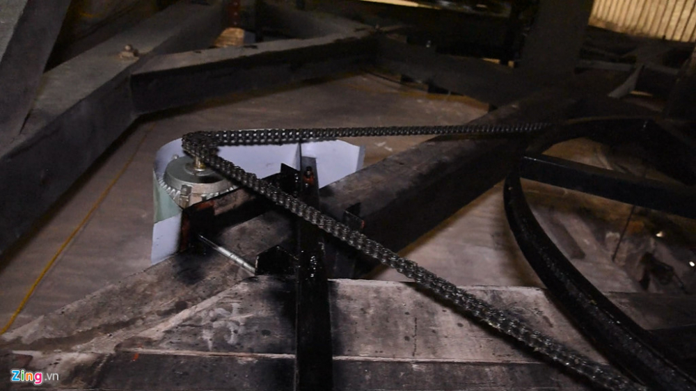 Trải nghiệm đêm Noel của ông lão 22 năm kéo chuông Nhà thờ Lớn Hà Nội-6