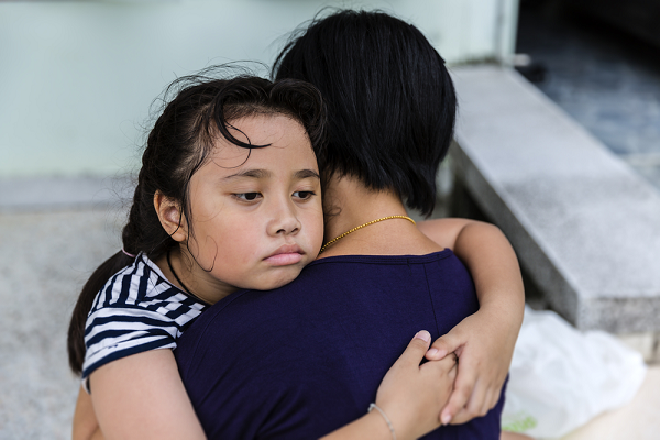 Bài văn Nếu mẹ em có chồng mới của con gái khiến tôi nghẹn ngào rồi lặng lẽ hủy hôn với người yêu-1