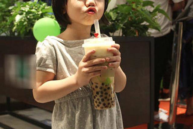 Bài học nhói lòng từ những ca trẻ hóc dị vật 2018: Bé sống thực vật, 11 tuổi mất mạng-1