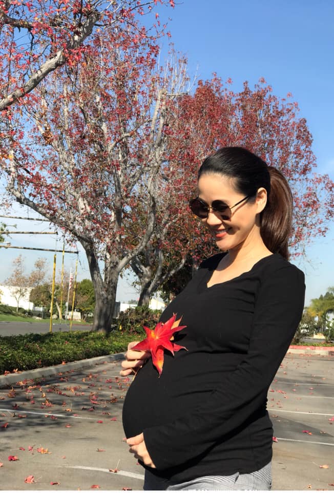 Diễn viên Thân Thúy Hà bất ngờ mang bầu lần 2 sau một thời gian dài làm mẹ đơn thân-1