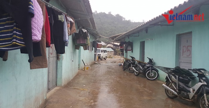 Cả đời còng lưng: Tiền ngàn đô mỗi tháng, đốt trong một giờ-1