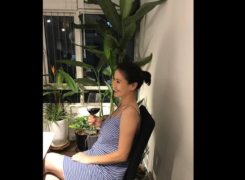 Phận đời đa đoan, tuổi 40 Thân Thúy Hà sống hạnh phúc trong căn hộ nhỏ ngập cây xanh-2