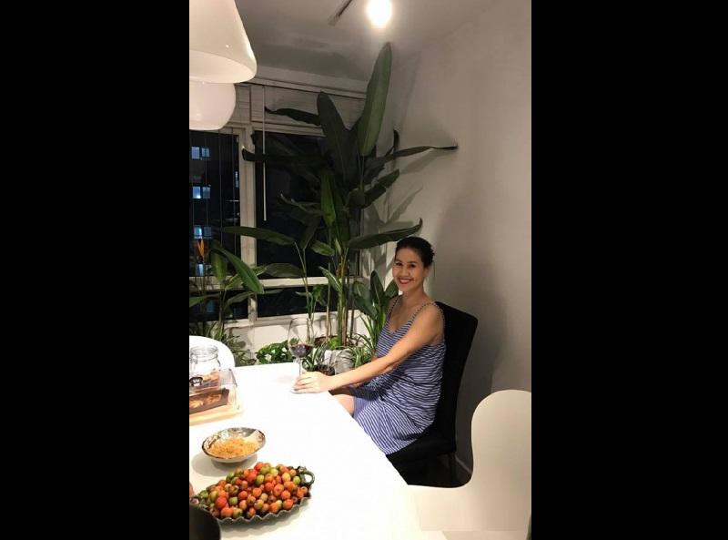 Phận đời đa đoan, tuổi 40 Thân Thúy Hà sống hạnh phúc trong căn hộ nhỏ ngập cây xanh-3