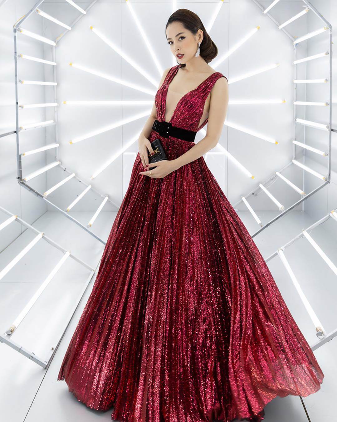 Mỹ nhân Việt và những bộ cánh dạ hội đẹp nhất năm 2018-8