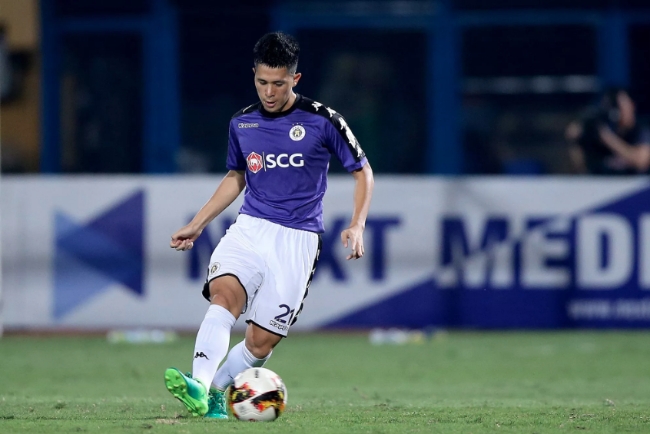 Màn cosplay thánh sơ vin Đình Trọng của Tư Dũng khiến các fan được dịp hú hét: Thì ra sơ vin cũng có thể lây qua đường...đụng chạm-3