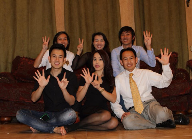 Hoài Linh tiết lộ ảnh đời tư hiếm thấy, lộ diện 5 anh chị em ruột thành đạt-4