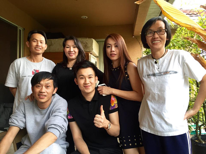 Hoài Linh tiết lộ ảnh đời tư hiếm thấy, lộ diện 5 anh chị em ruột thành đạt-5