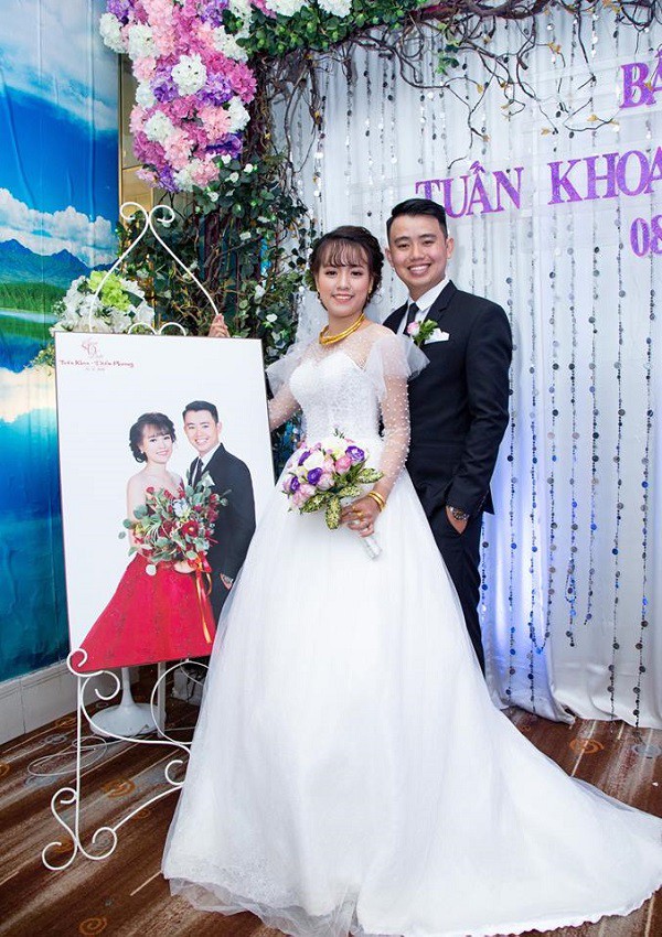 Kì lạ cặp vợ chồng giống nhau như tạc, đằng sau còn là câu chuyện em gái mưa - anh trai bão nhọ nhất 2018-3