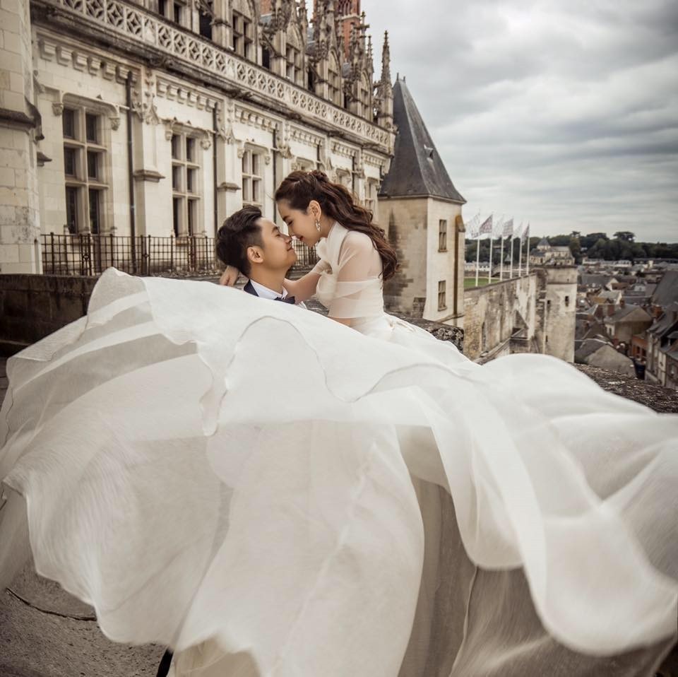 Mai Ngọc - 10 năm 4 chặng đường: Hot girl đời đầu chuyển hướng làm weather girl, nay lại trở thành news lady-12