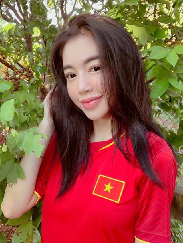 Bình thường đã đẹp rồi, vì sao Elly Trần và 3 bà mẹ đơn thân này vẫn đi... sửa mặt?-3