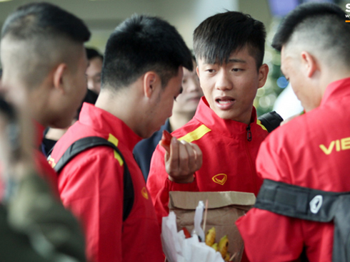 Hoa khôi bóng bàn Nguyễn Thị Nga về chung một nhà với cựu đội trưởng của Quang Hải, Đình Trọng-10