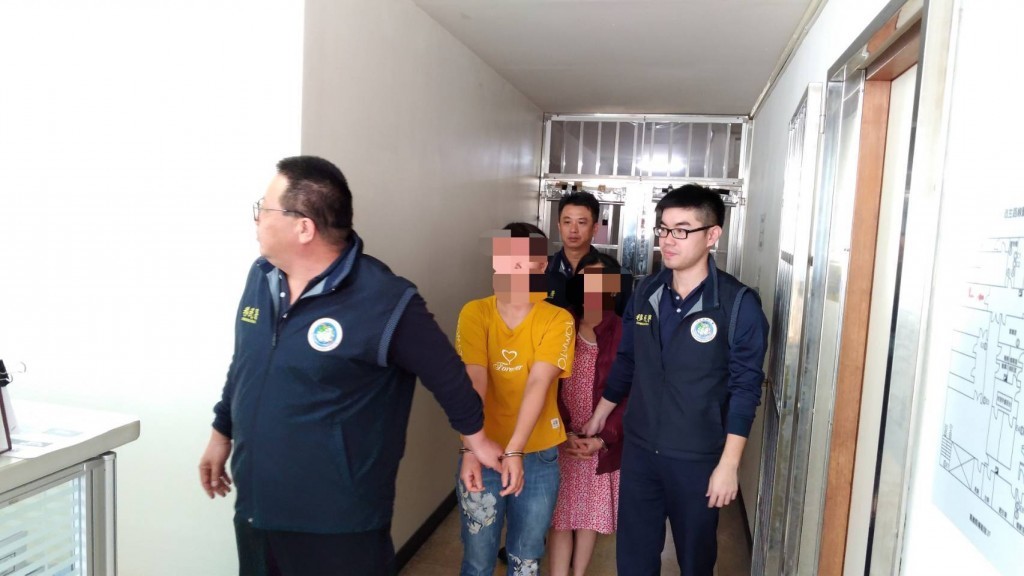 Truy đuổi, còng tay cô gái Việt bỏ trốn ở Đài Loan-1